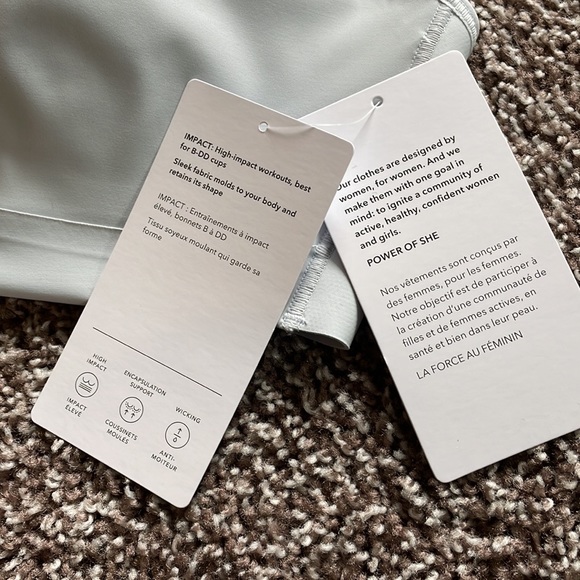 Athleta Phenomena Bra B-DD - Picture 3 of 4